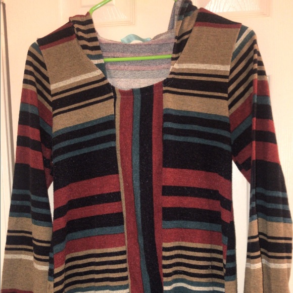 Clothes - Picture 6 of 6